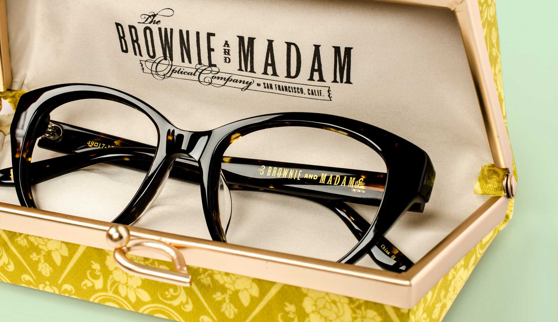 Brownie_and_Madam_01