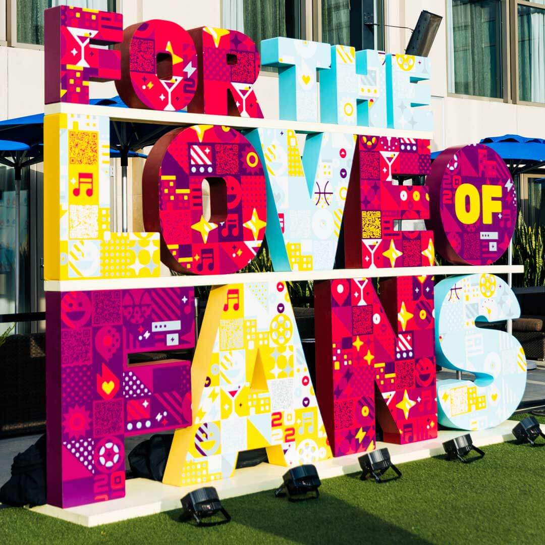 Fandom SDCC – Signage